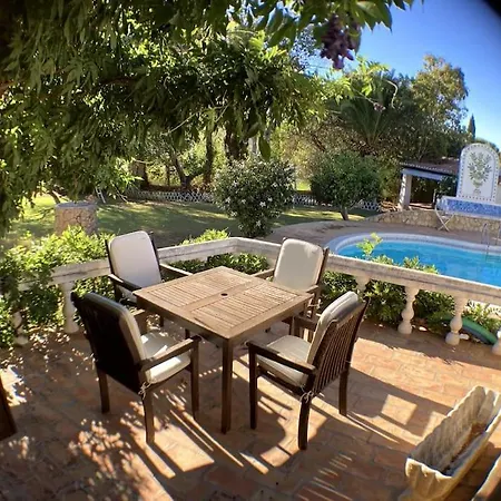 Villa Alvor *