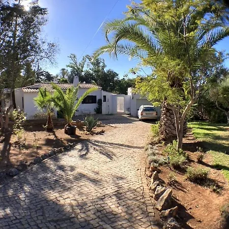 Villa Alvor *